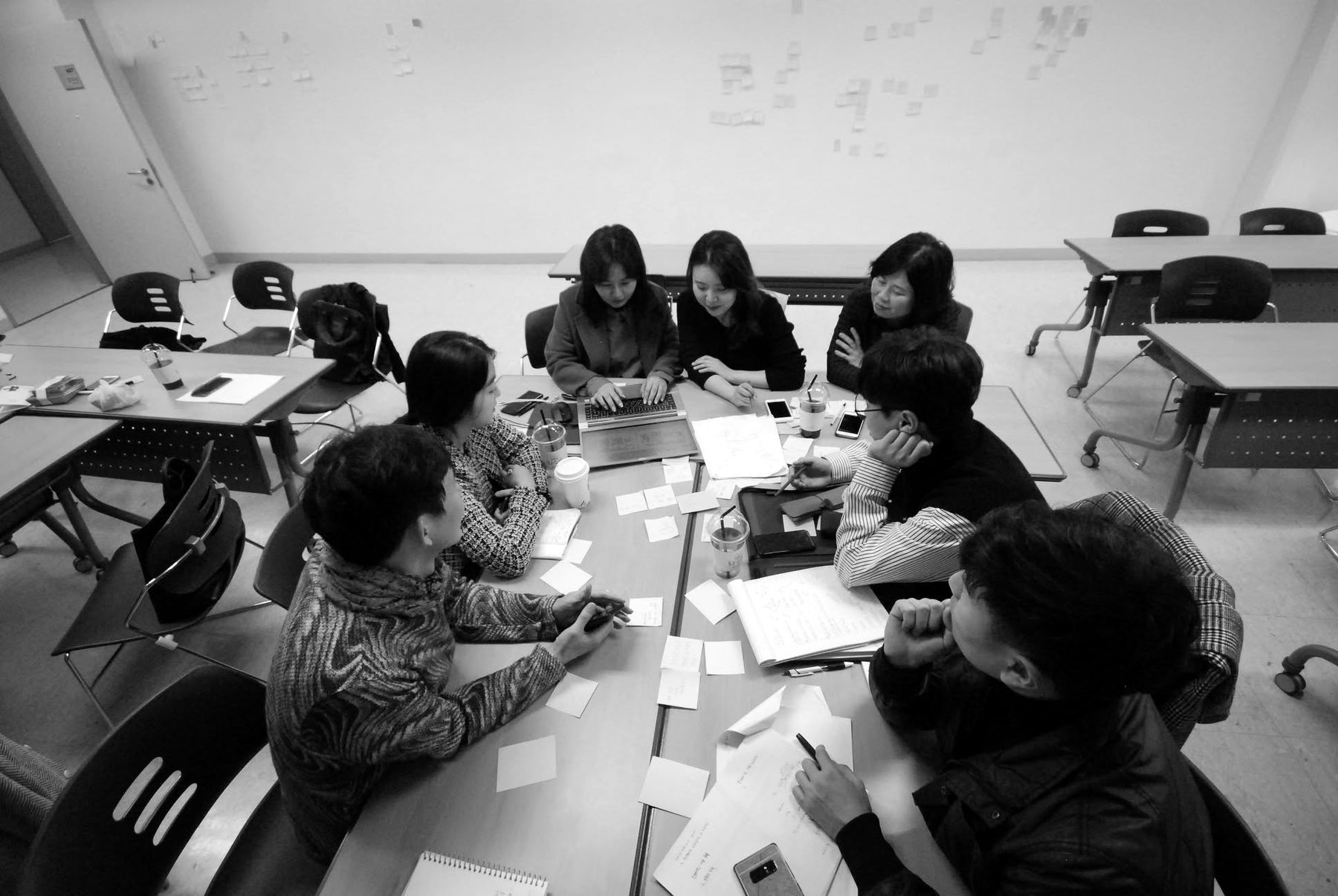 공공디자인 학술 세미나에 참석한 연구자들